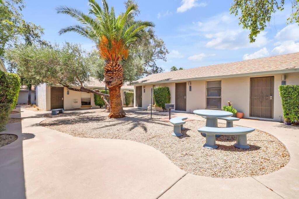 Appartement Cozy W Pool And Free Parking At Phoenix