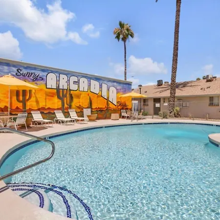 Cozy Suite W Pool And Free Parking At Phoenix Exterior foto